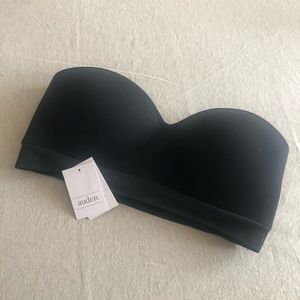 BLACK STRAPLESS BRA